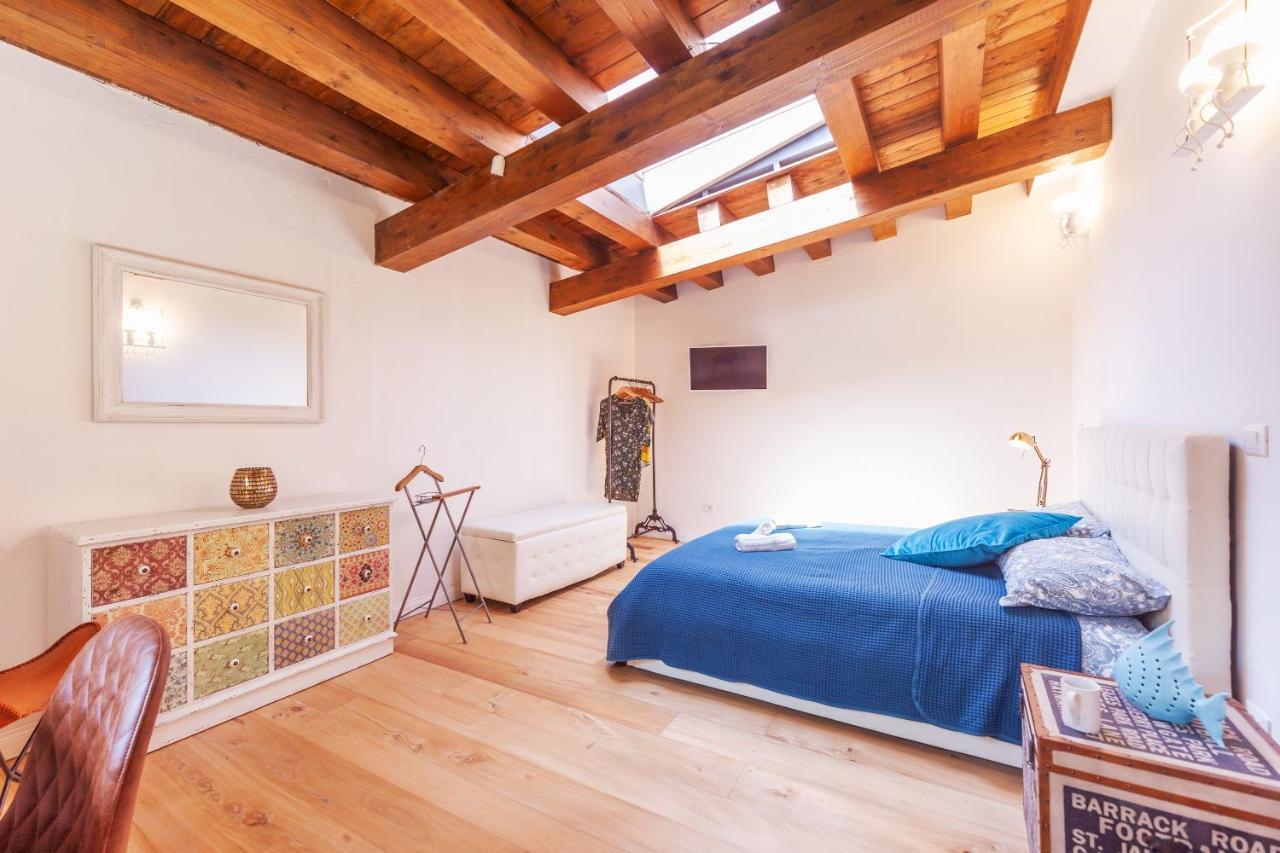 Vakalu-Piazza Duomo Charming Apartment Syracuse Exterior photo