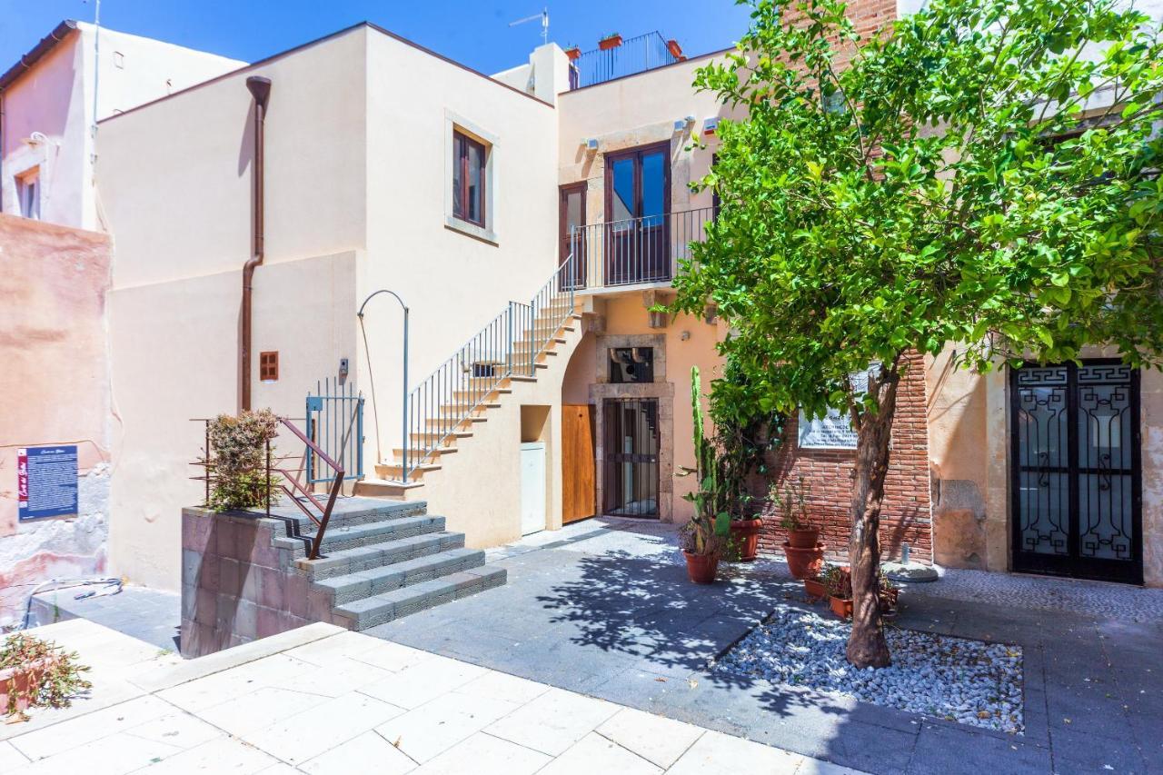 Vakalu-Piazza Duomo Charming Apartment Syracuse Exterior photo
